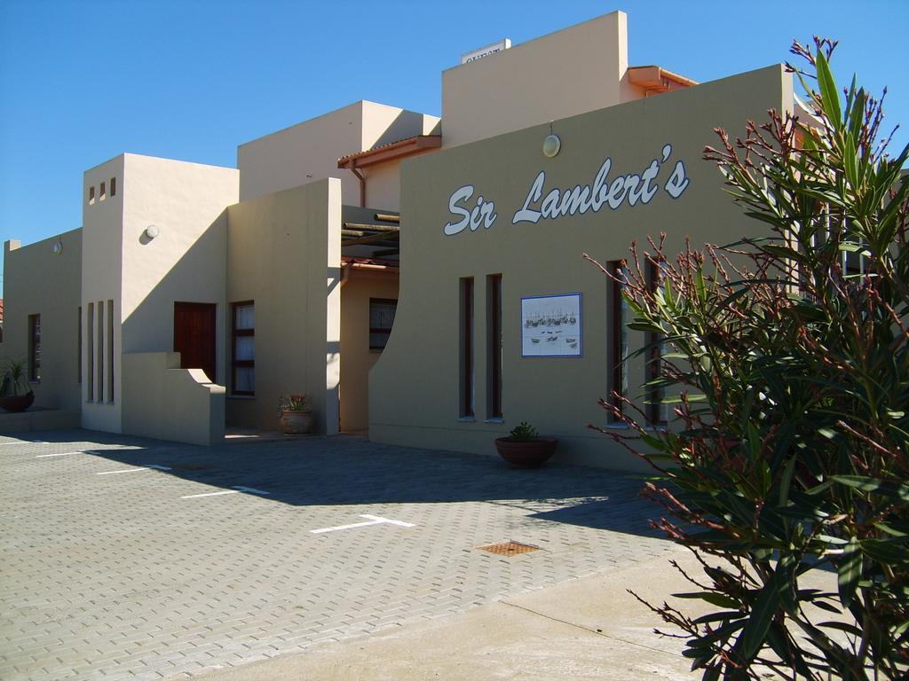 Sir Lambert'S Guesthouse Lambertʼs Bay Exterior foto