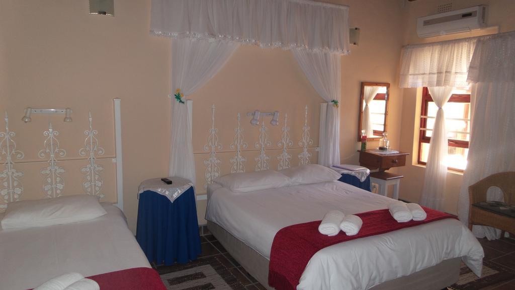 Sir Lambert'S Guesthouse Lambertʼs Bay Quarto foto
